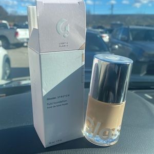 Glossier Fluid Foundation 💛